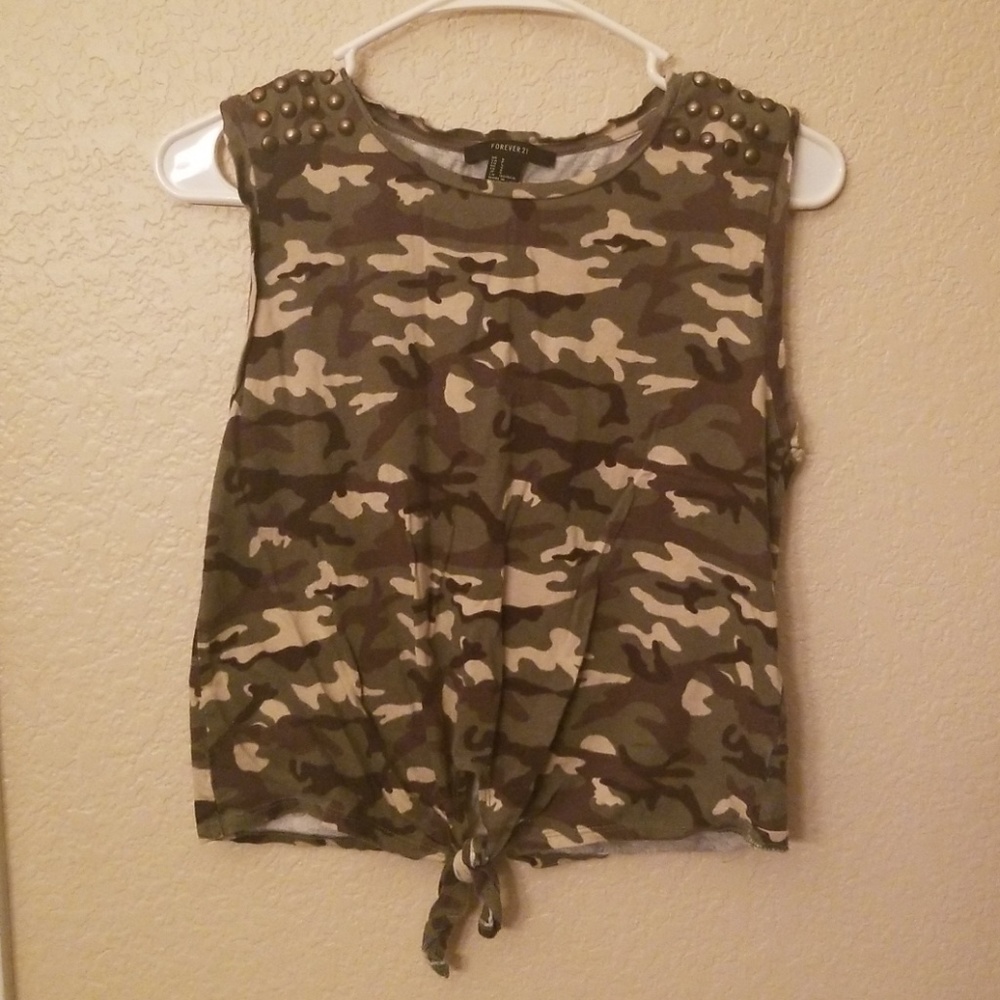 Army crop top